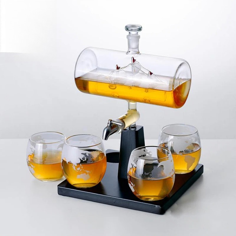 Decantador de whisky con forma - Decanter Globe Set reseña y precio